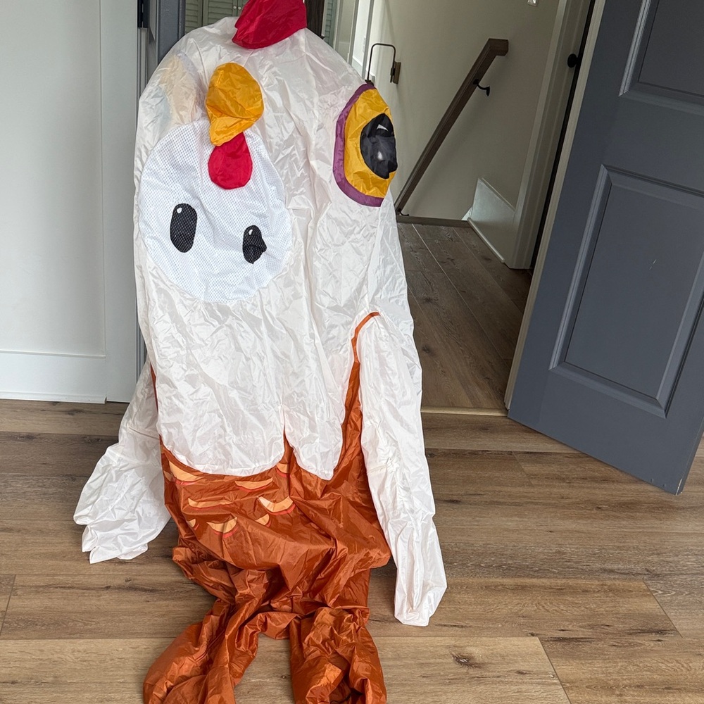 Kids Inflatable Chicken Costume - Fall Guys Edition